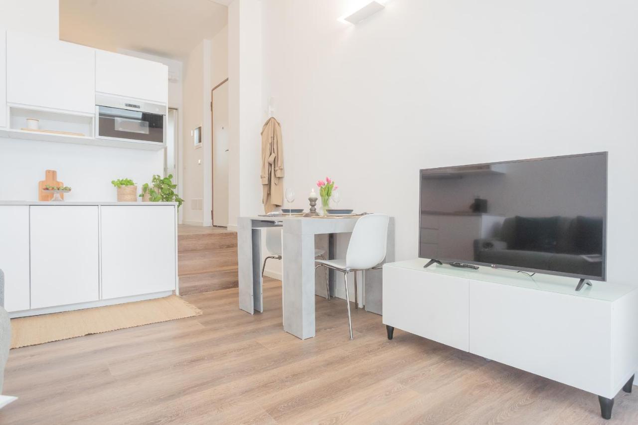A Step From The Dome Apartment By Rent All Комо Екстер'єр фото