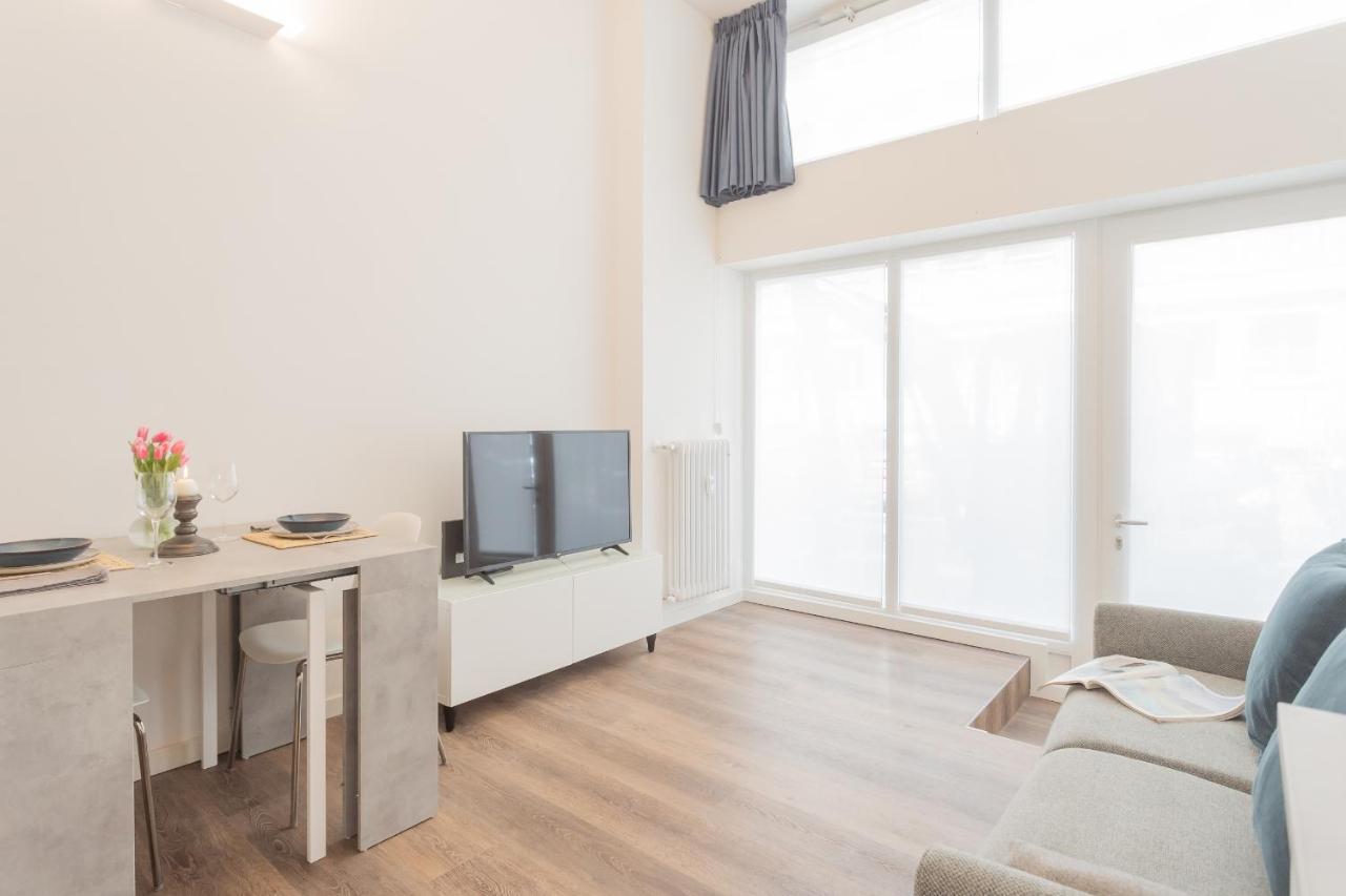 A Step From The Dome Apartment By Rent All Комо Екстер'єр фото