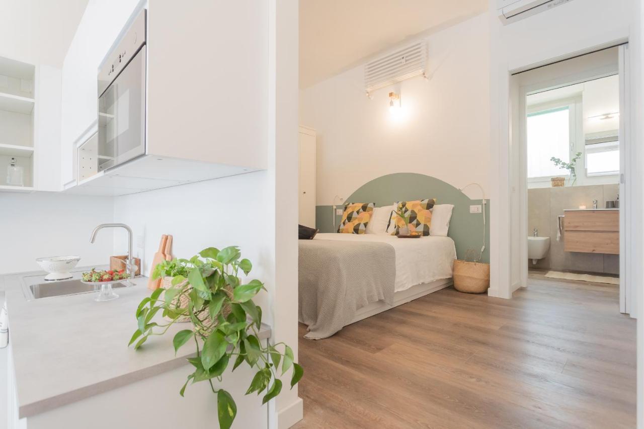 A Step From The Dome Apartment By Rent All Комо Екстер'єр фото