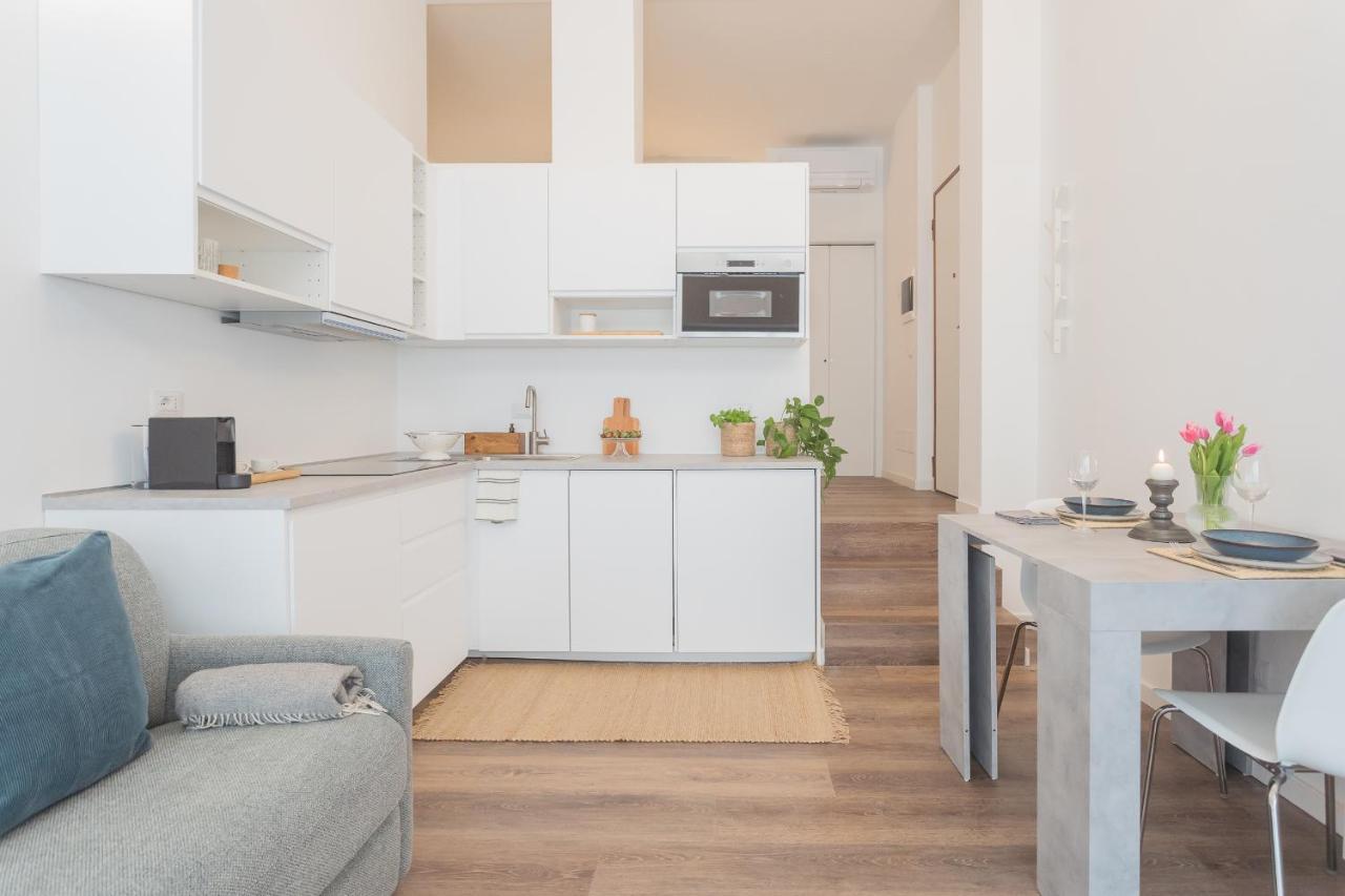 A Step From The Dome Apartment By Rent All Комо Екстер'єр фото